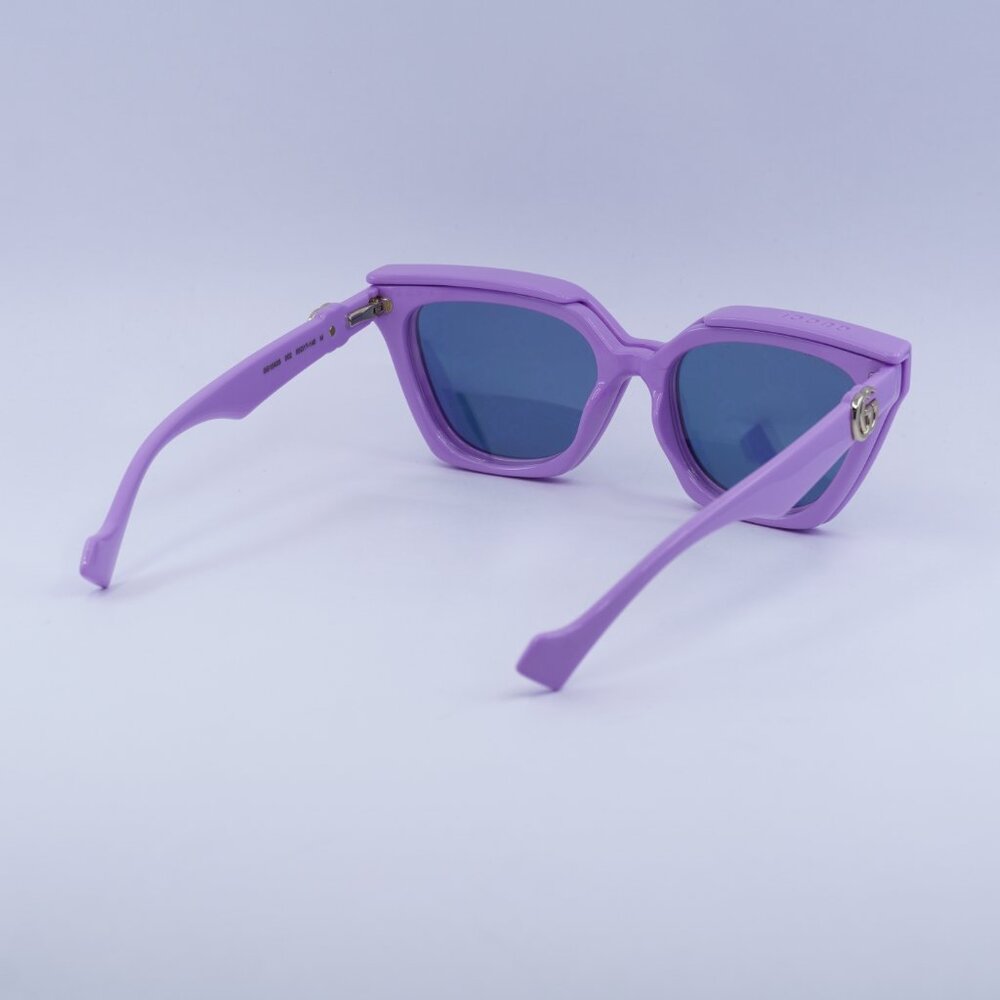 🕶️ New Gucci GG1542S 002 Sunglasses - Lilac Frame, Clear/Blue Lenses - Picture 10 of 12